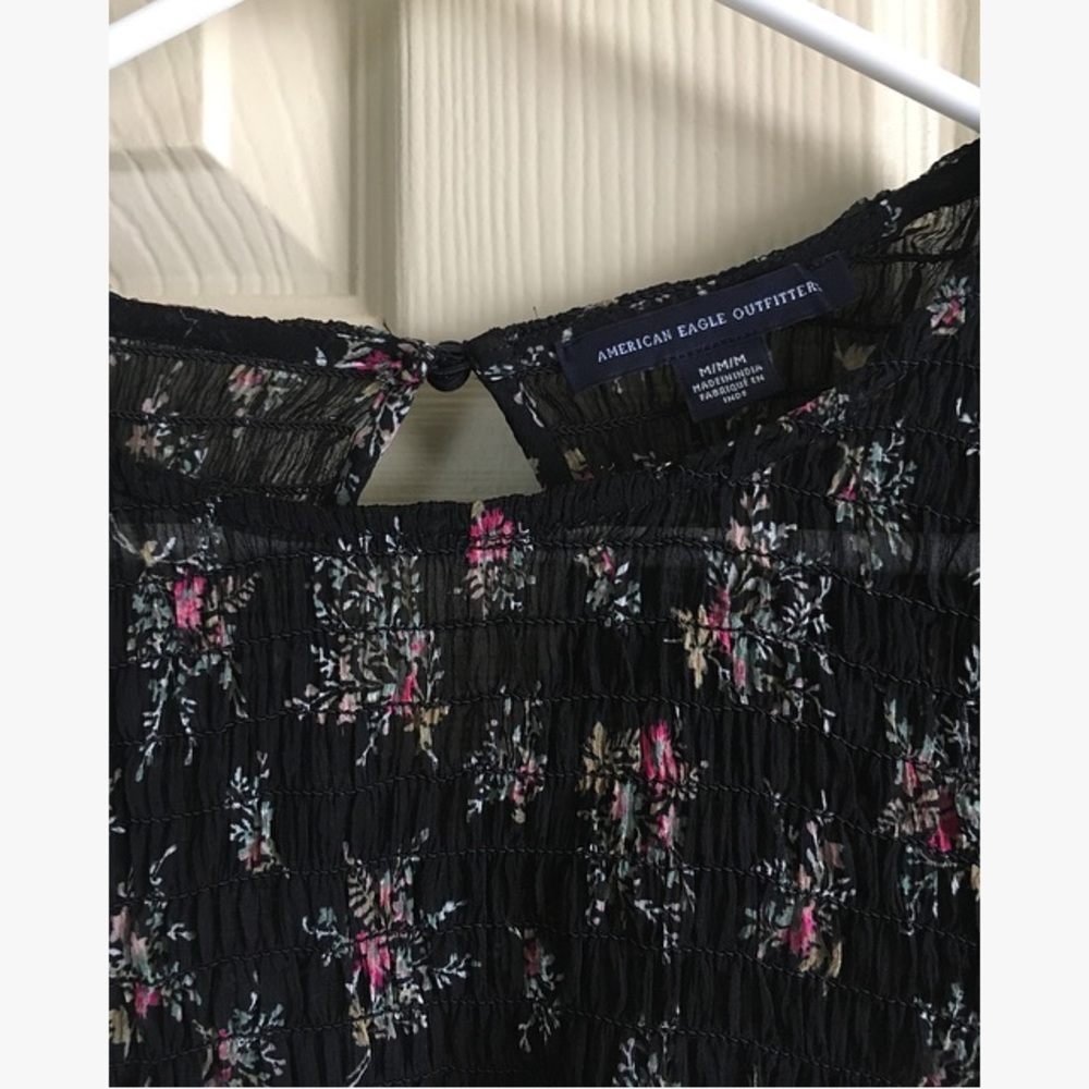 😱SOLD!!!😱 AEO Chiffon Smocked Peplum - Picture 6 of 7